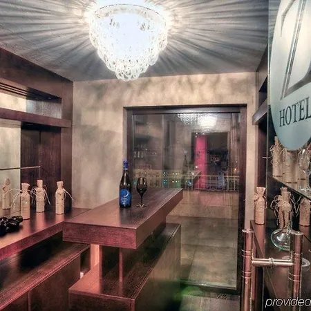 Отель Z Executive Boutique