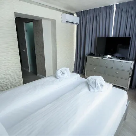 Отель Z Executive Boutique