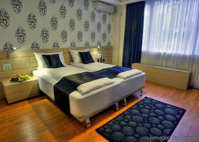 Hotel Z Executive Boutique 4*