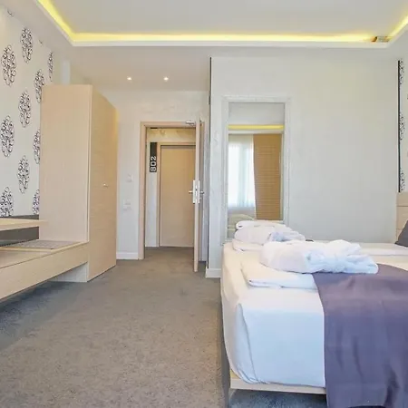 Hotel Z Executive Boutique 4*