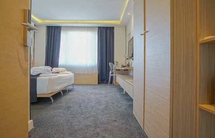 Z Executive Boutique 부쿠레슈티