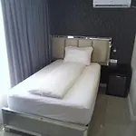 Z Executive Boutique Szálloda 4*