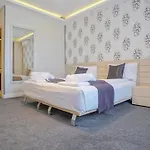 Z Executive Boutique Szálloda 4*