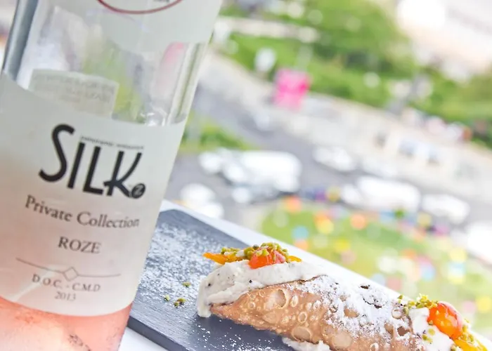 Готель Z Executive Boutique Бухарест