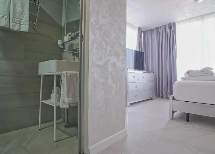 Z Executive Boutique 4* Бухарест