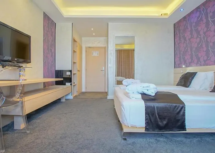 Готель Z Executive Boutique 4*