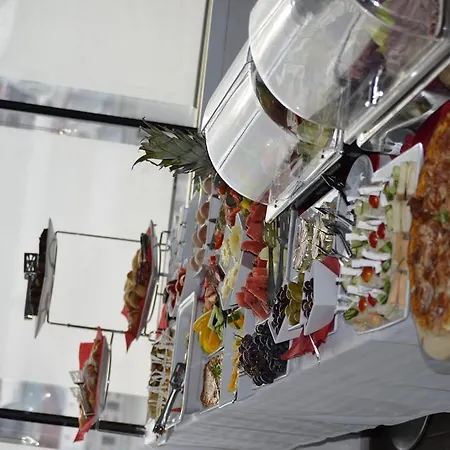 Z Executive Boutique فندق 4*